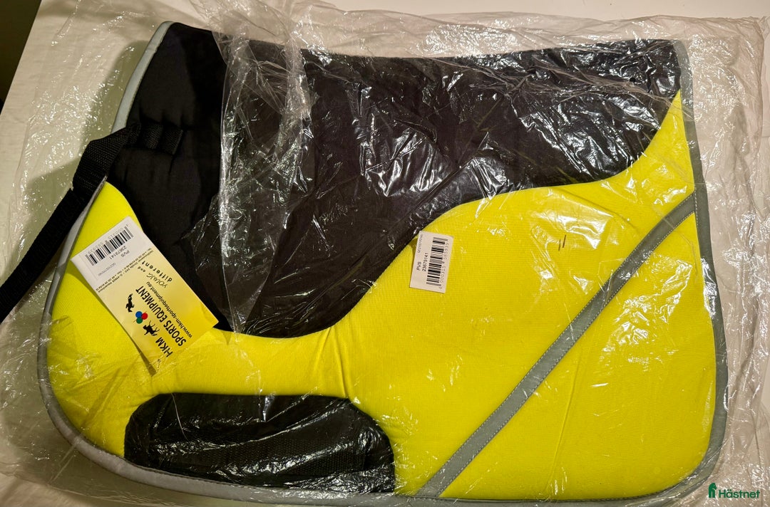 Schabrak & Vojlockar hästutrustning till salu: Schabrak - ponny i Linköping - Annons 4