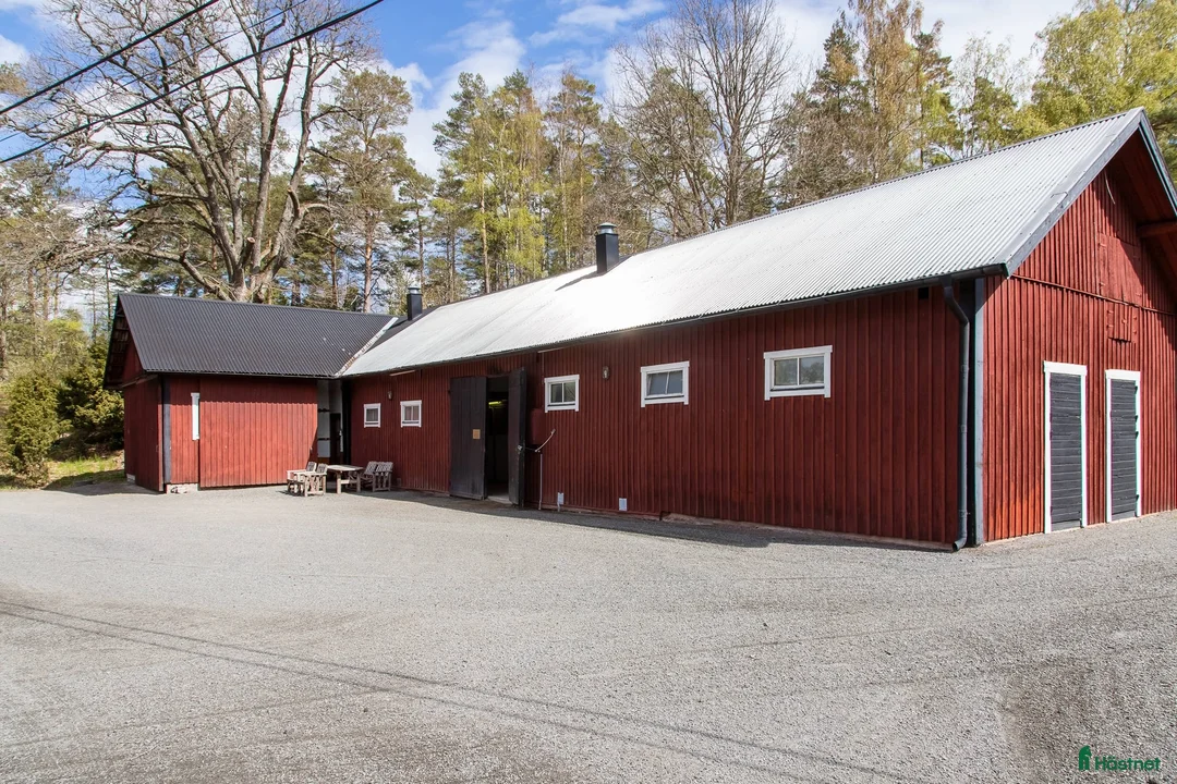  stallplats finnes: Stall uthyres 1h norr om Stockholm - Annons 2