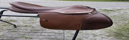 Sadlar hästutrustning till salu: Prestige Golden Star 16" bomvidd 37  - Annons 2