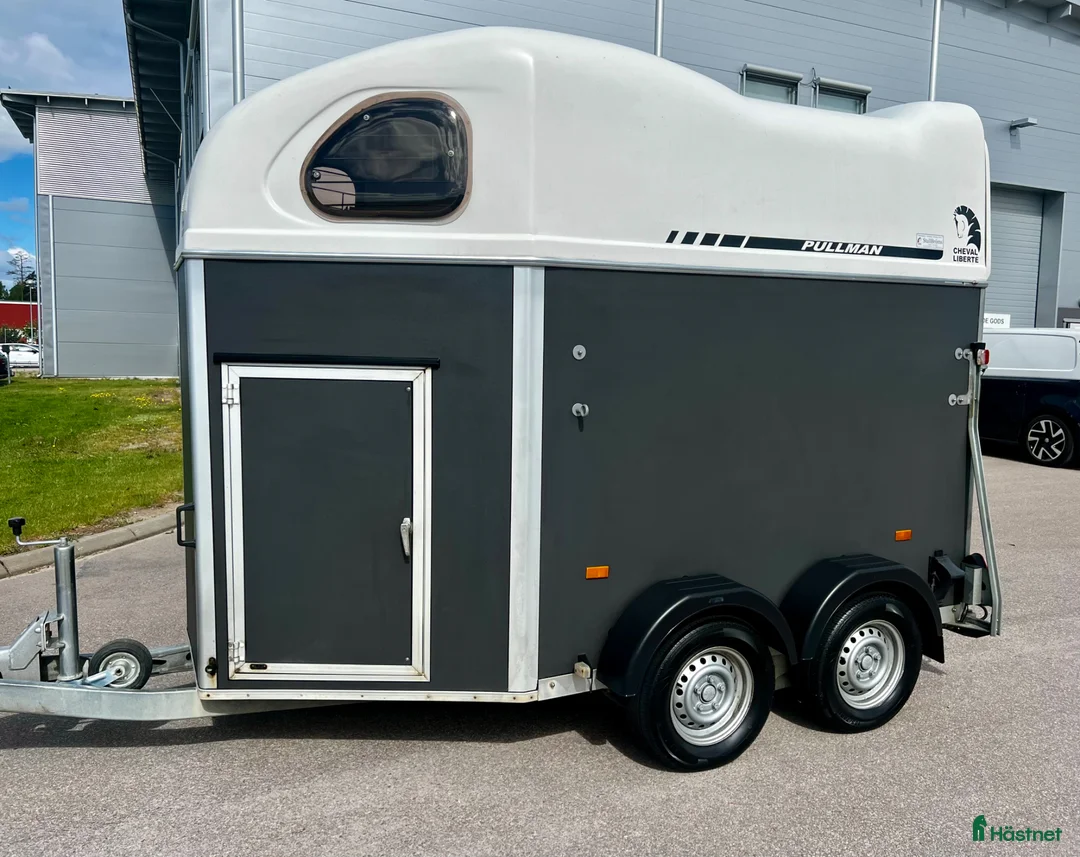 Hästtransporter  fordon & transport till salu: Cheval Liberte Gold - Annons 1