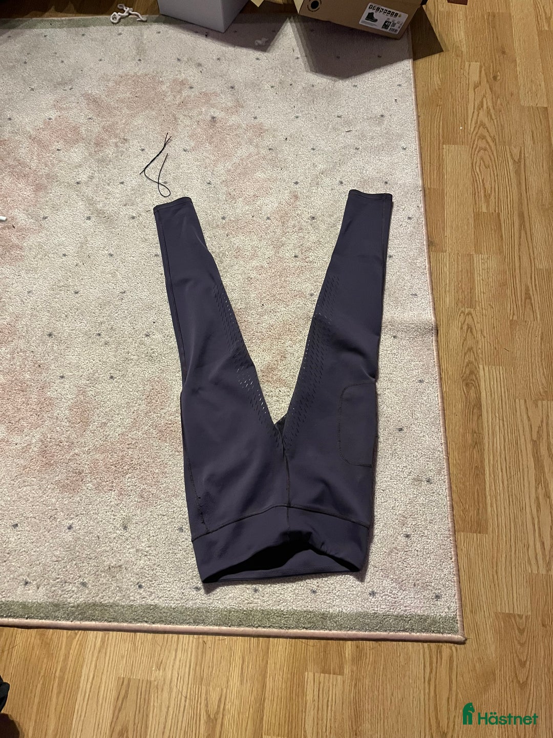 Ridbyxor ryttarutrustning till salu: Ridthigts  i Vinninga - Annons 1