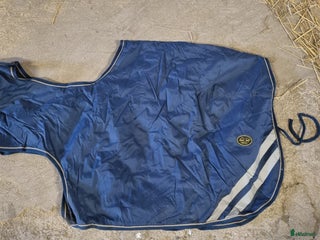 Täcken hästutrustning till salu: Ländtäcke i Färentuna - Annons 6