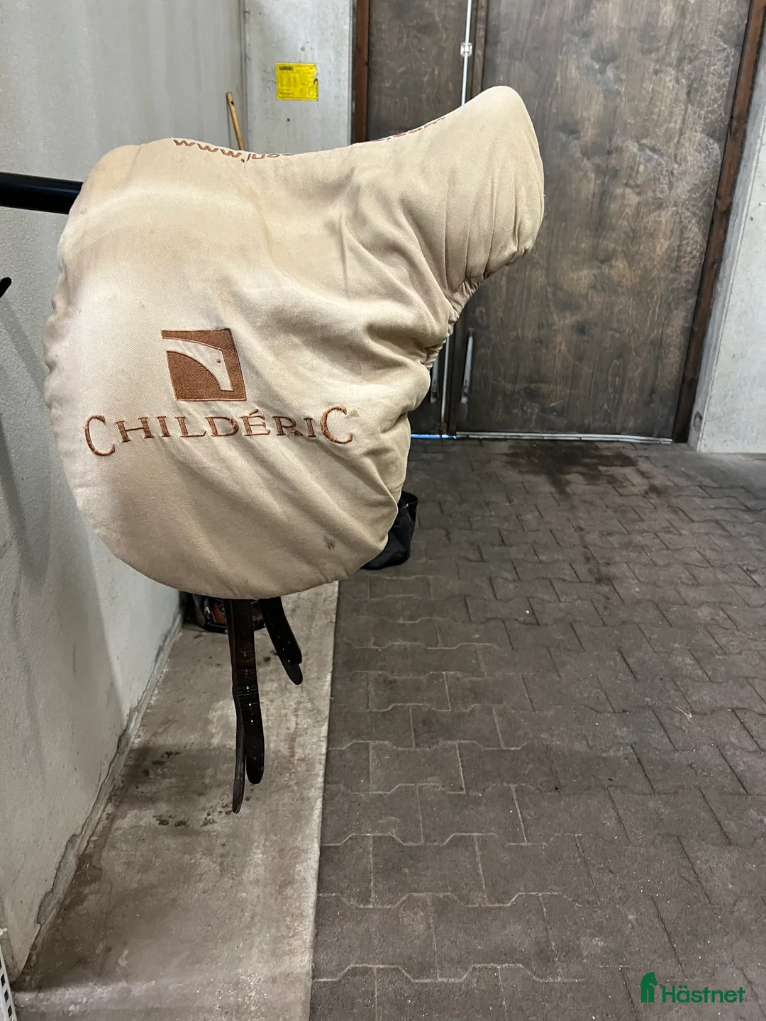 Sadlar hästutrustning till salu: Childeric DI 18” i Hölö - Annons 5