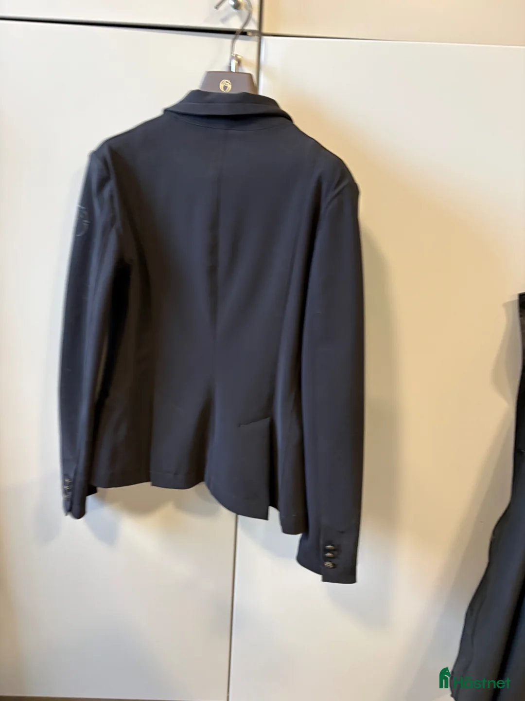 Jackor & Kavajer ryttarutrustning till salu: Vestrum tävlings kavaj  - Annons 2