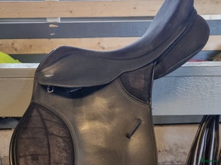 Sadlar hästutrustning till salu: Thorowgood Sadel i Skillingaryd - Annons 12