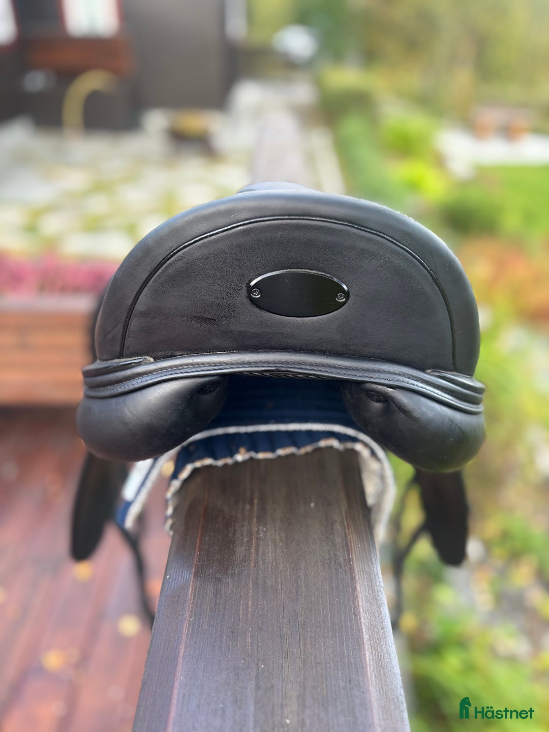 Sadlar hästutrustning till salu: Pent brukt glamour i Bolsøya - Annons 4