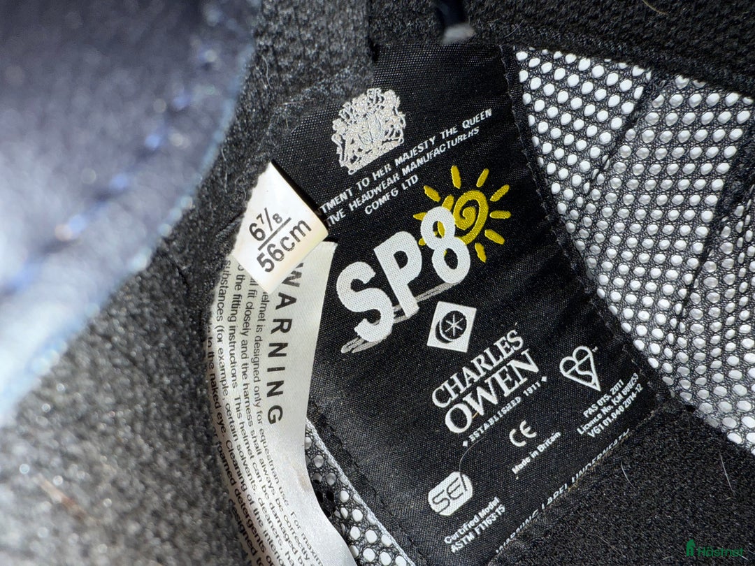 Hjälmar ryttarutrustning till salu: Charles Owen sp8 i Dalsjöfors - Annons 3