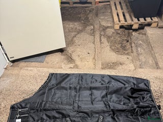 Täcken hästutrustning till salu: Amigo Diamond Insulator svart 100g i Tierp - Annons 6