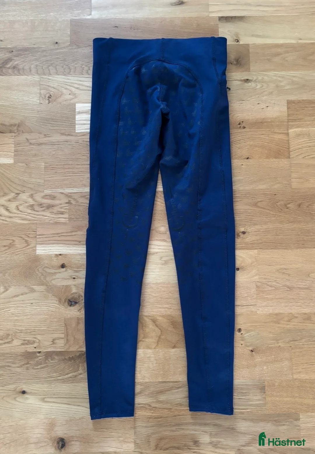 Övrigt Ridkläder ryttarutrustning till salu: Ridbyxor & ridtröjor  - Annons 1