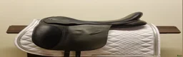 Sadlar hästutrustning till salu: Jeremy Rudge dressyrsadel  i Allerum - Annons 1