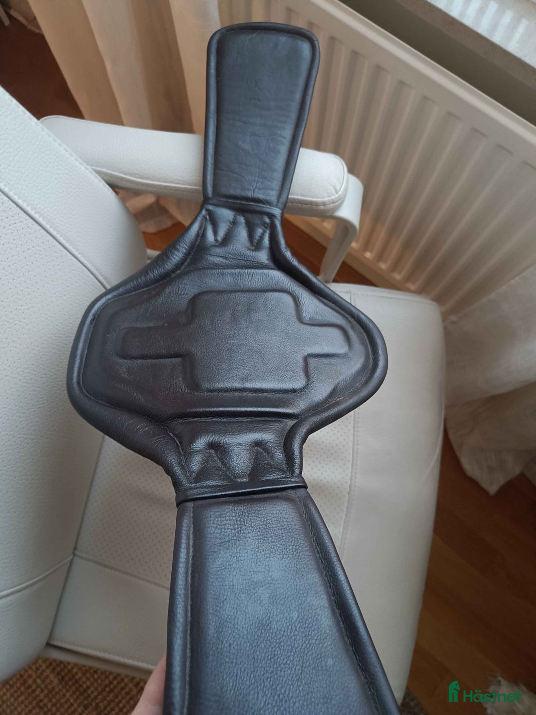 Sadeltillbehör hästutrustning till salu: Dressyrgjord (Brun, 60 cm) i Falkenberg - Annons 3