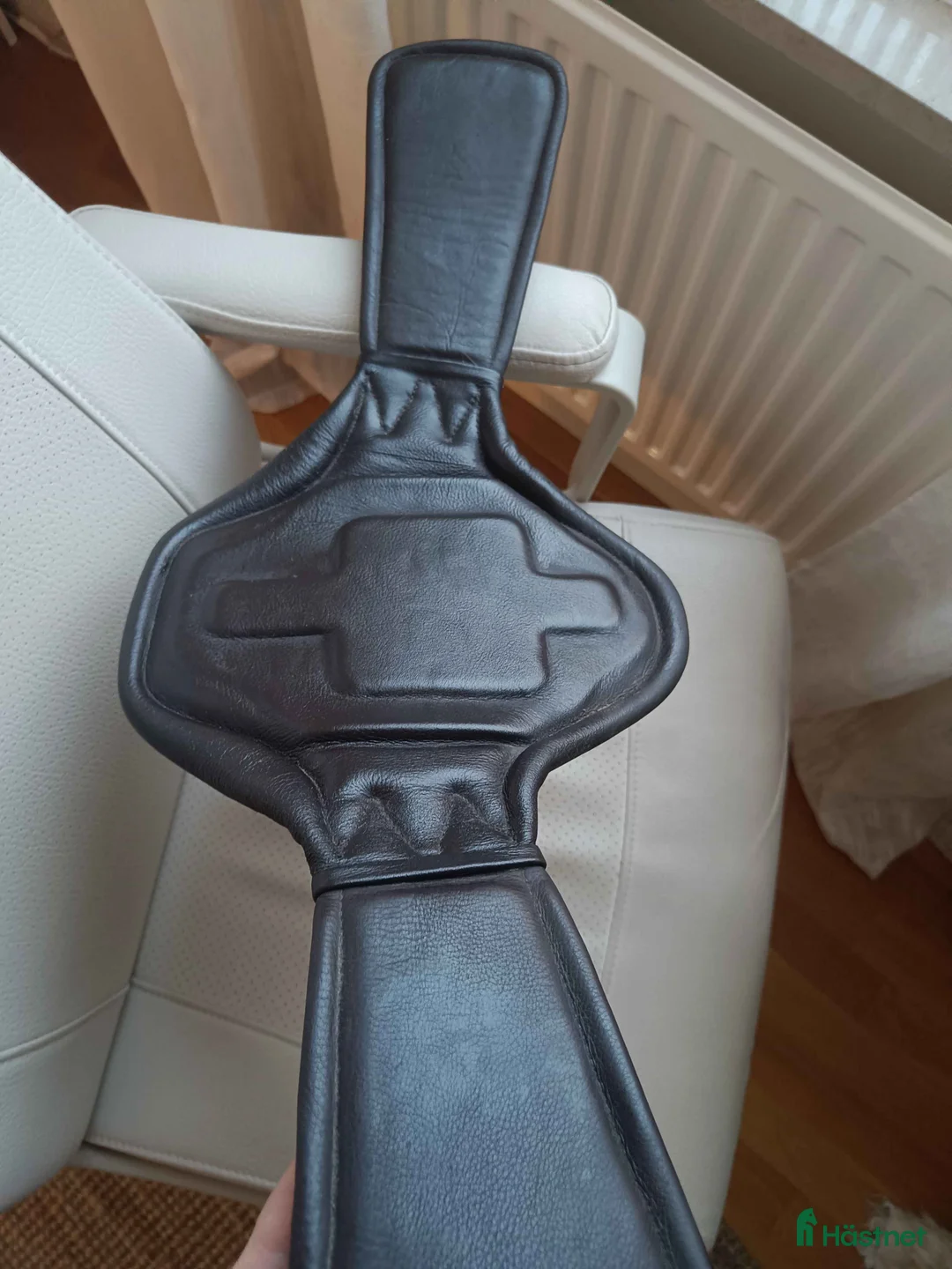 Sadeltillbehör hästutrustning till salu: Dressyrgjord (Brun, 60 cm) i Falkenberg - Annons 3