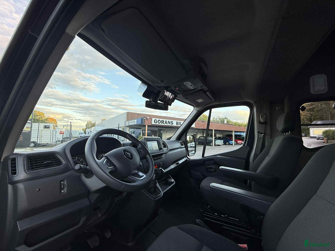 Hästlastbilar  fordon & transport till salu: PRENTKI/HORSEPARTNER 5 SITS STUTERI  i Köping - Annons 13