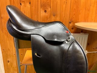 Sadlar hästutrustning Knights Robin Hood 15” i Vetlanda - Annons 1