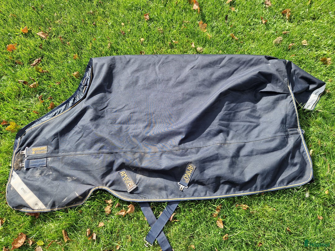 Täcken hästutrustning till salu: HW Amigo XL i Södra Sandby - Annons 1