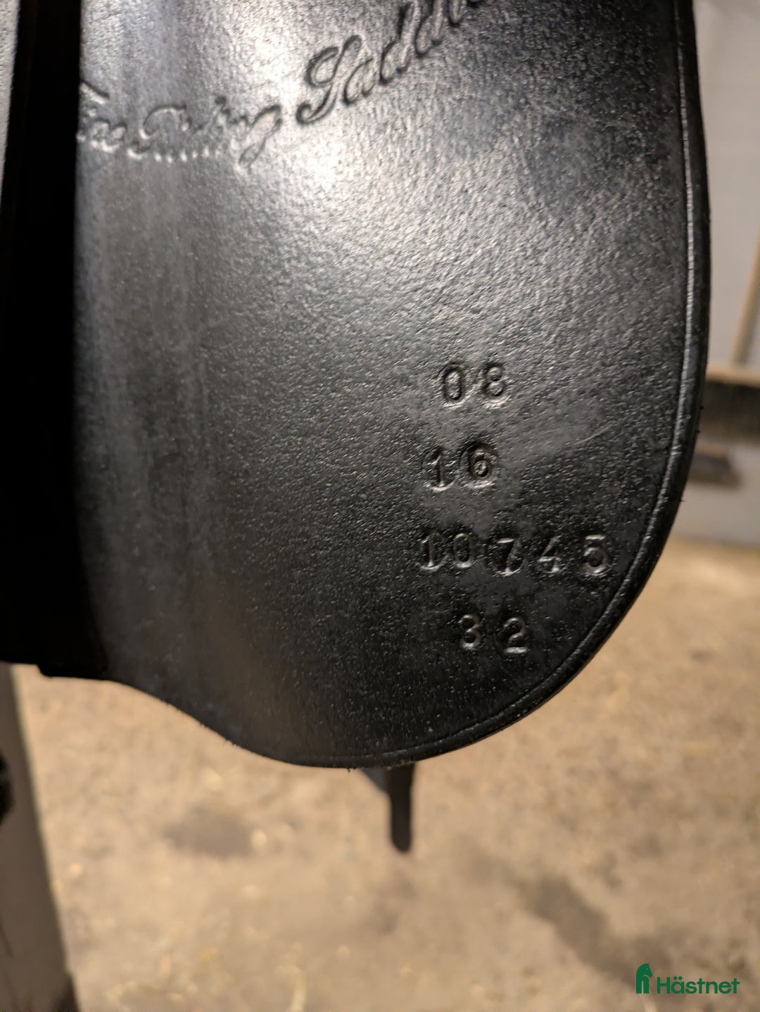 Sadlar hästutrustning till salu: Morris & Nolan dressyrsadel  i Åkersberga - Annons 3