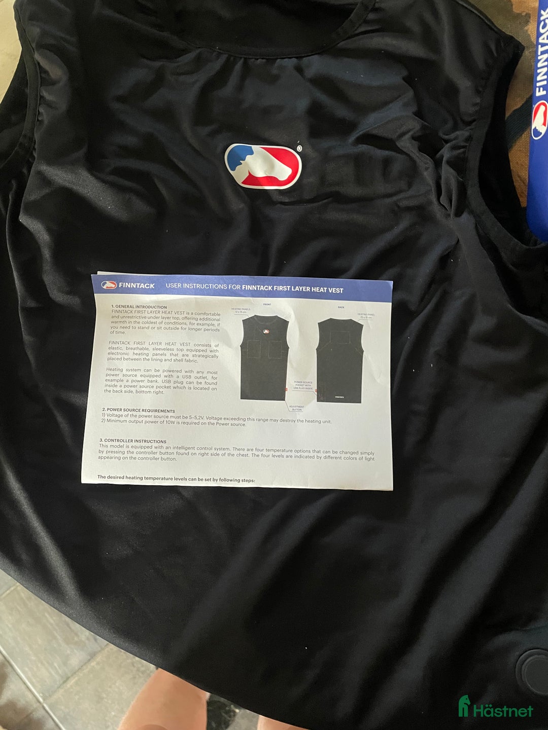 Jackor & Kavajer ryttarutrustning till salu: Värmeväst, helt ny  i Rånäs - Annons 1