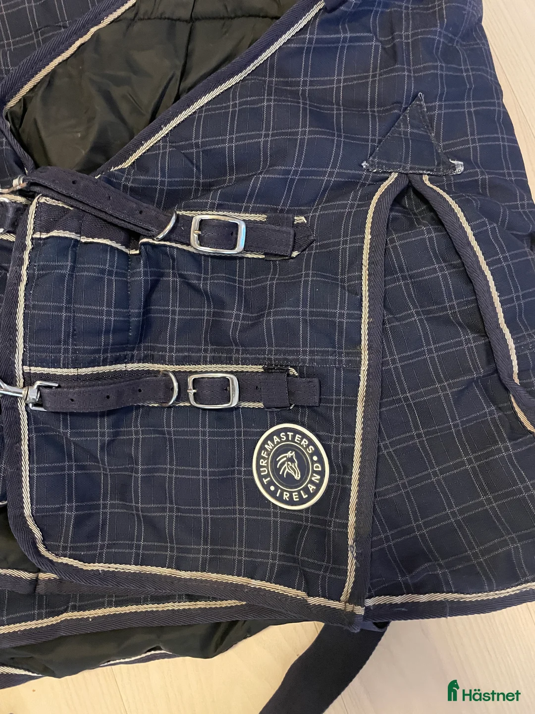 Täcken hästutrustning till salu: Varmt och fint utetäcke!  i Strandbaden - Annons 2