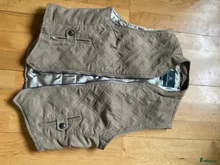 Övrigt Ridkläder ryttarutrustning till salu: Västar - Annons 1