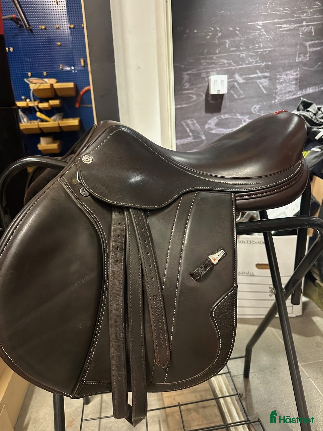 Sadlar hästutrustning till salu: Equipe sadel i Värnamo - Annons 1