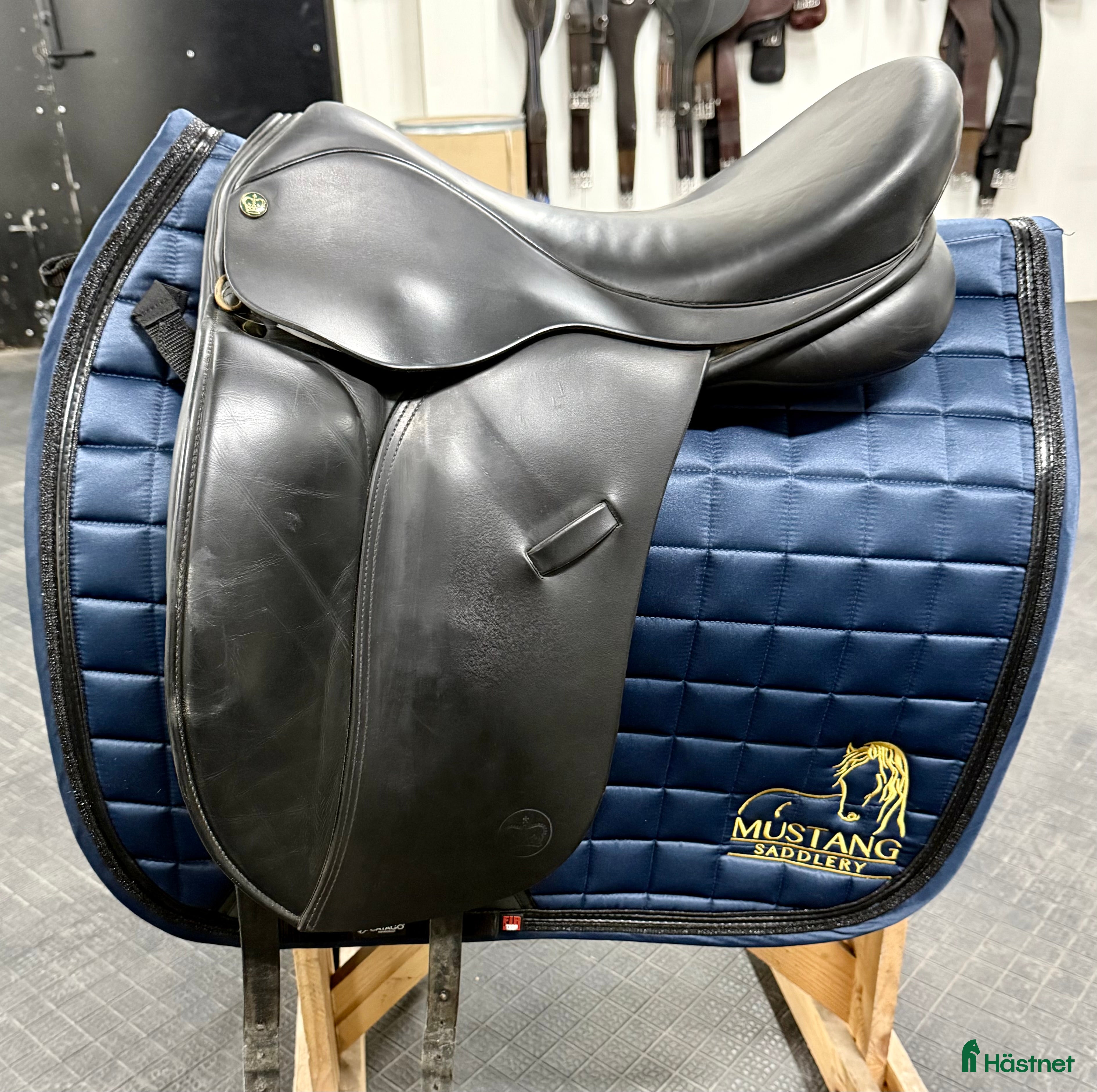 Sadlar hästutrustning till salu: REA! 40% Ideal Classic Dressyr i Knivsta - Annons 4