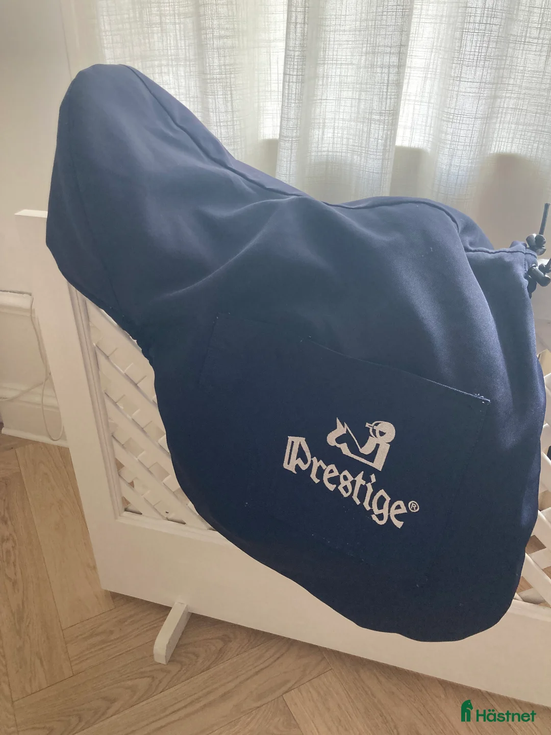 Sadlar hästutrustning till salu: Snygg Prestige Versailles DW 17/MW/34 Ponny  i Stockholm - Annons 1