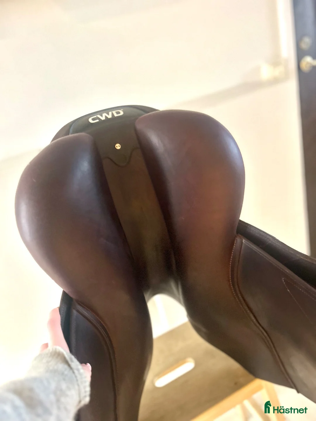 Sadlar hästutrustning till salu: CWD Mademoiselle 2Gs 17" i Skurup - Annons 2