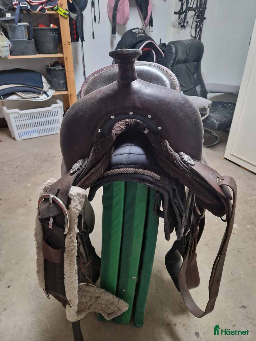 Sadlar hästutrustning till salu: Bomlös westernsadel  i Gävle - Annons 3