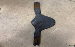 Sadeltillbehör hästutrustning till salu: John Whitaker magplatta  i Falköping - Annons 2