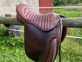 Sadlar hästutrustning till salu: Sadel med tillbehör i Färjestaden - Annons 3