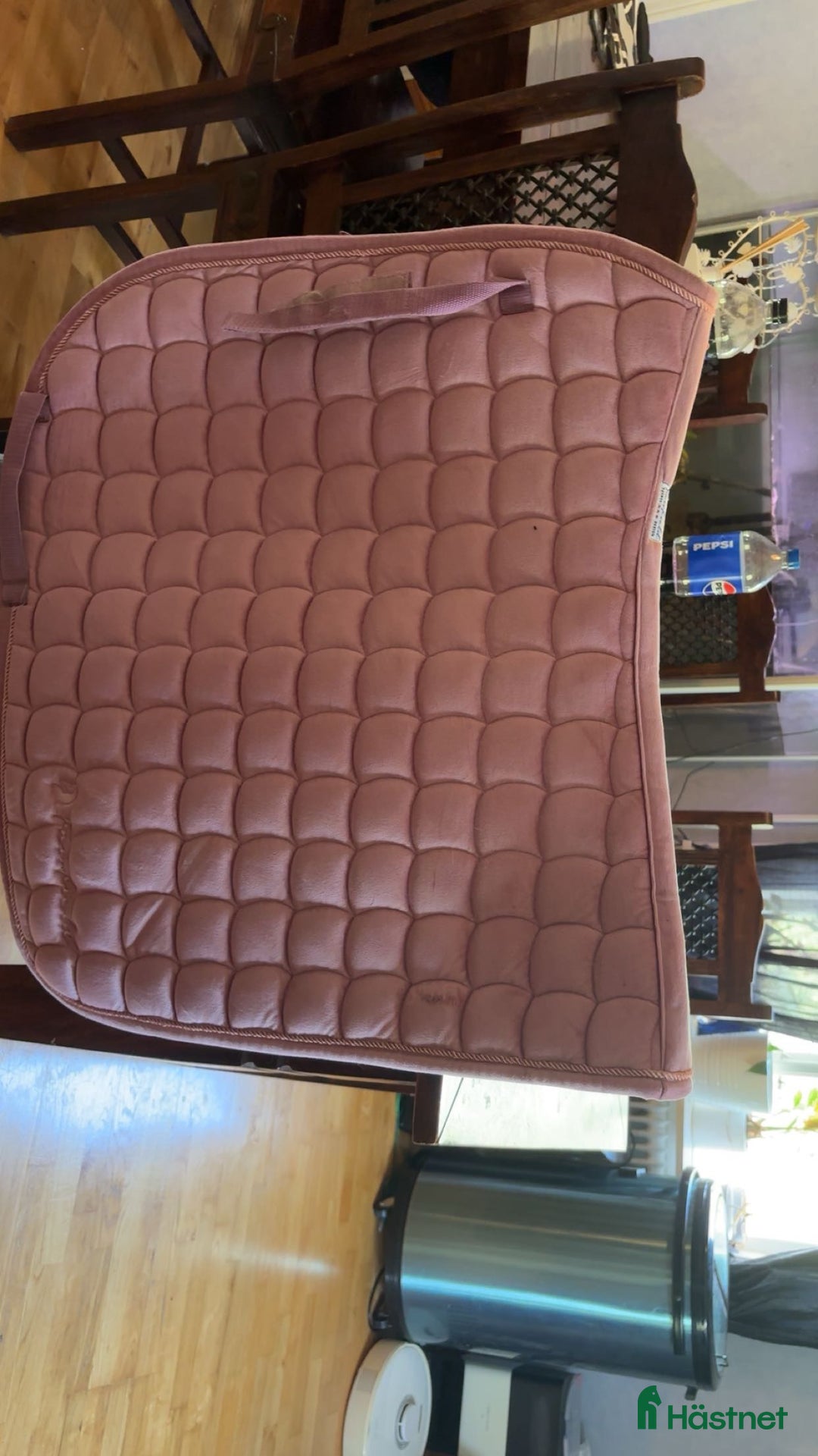 Schabrak & Vojlockar hästutrustning till salu: Två olika schabrak i Indal - Annons 1