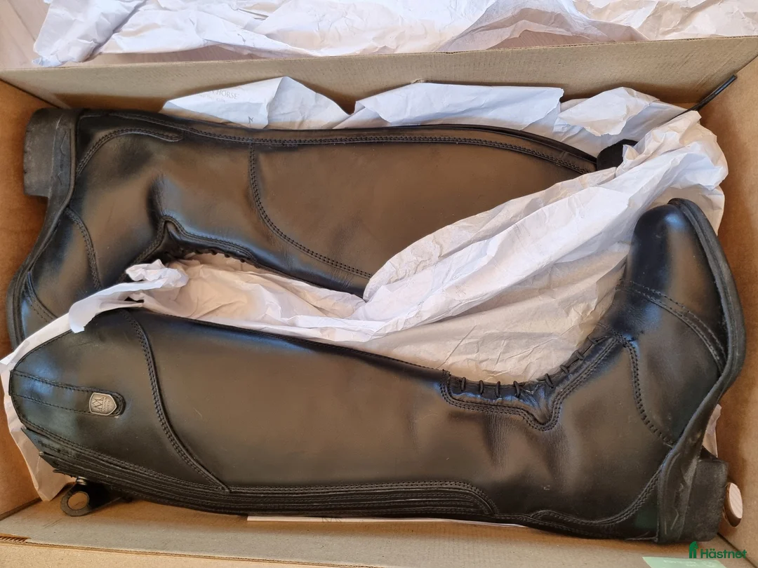 Ridstövlar ryttarutrustning till salu: Nya läderridstövlar Mountain horse i Vänersborg - Annons 4