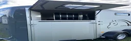 Hästtransporter  fordon & transport till salu: Cheval Touring Country  - Annons 3