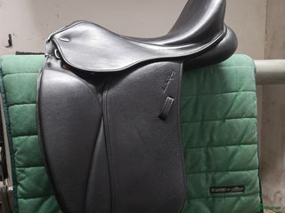 Sadlar hästutrustning till salu: Santa Cruz - Arthur de Lux i Staffanstorp - Annons 1