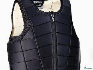 Säkerhetsvästar ryttarutrustning till salu: Superfin Racesafe väst i Linköping - Annons 9