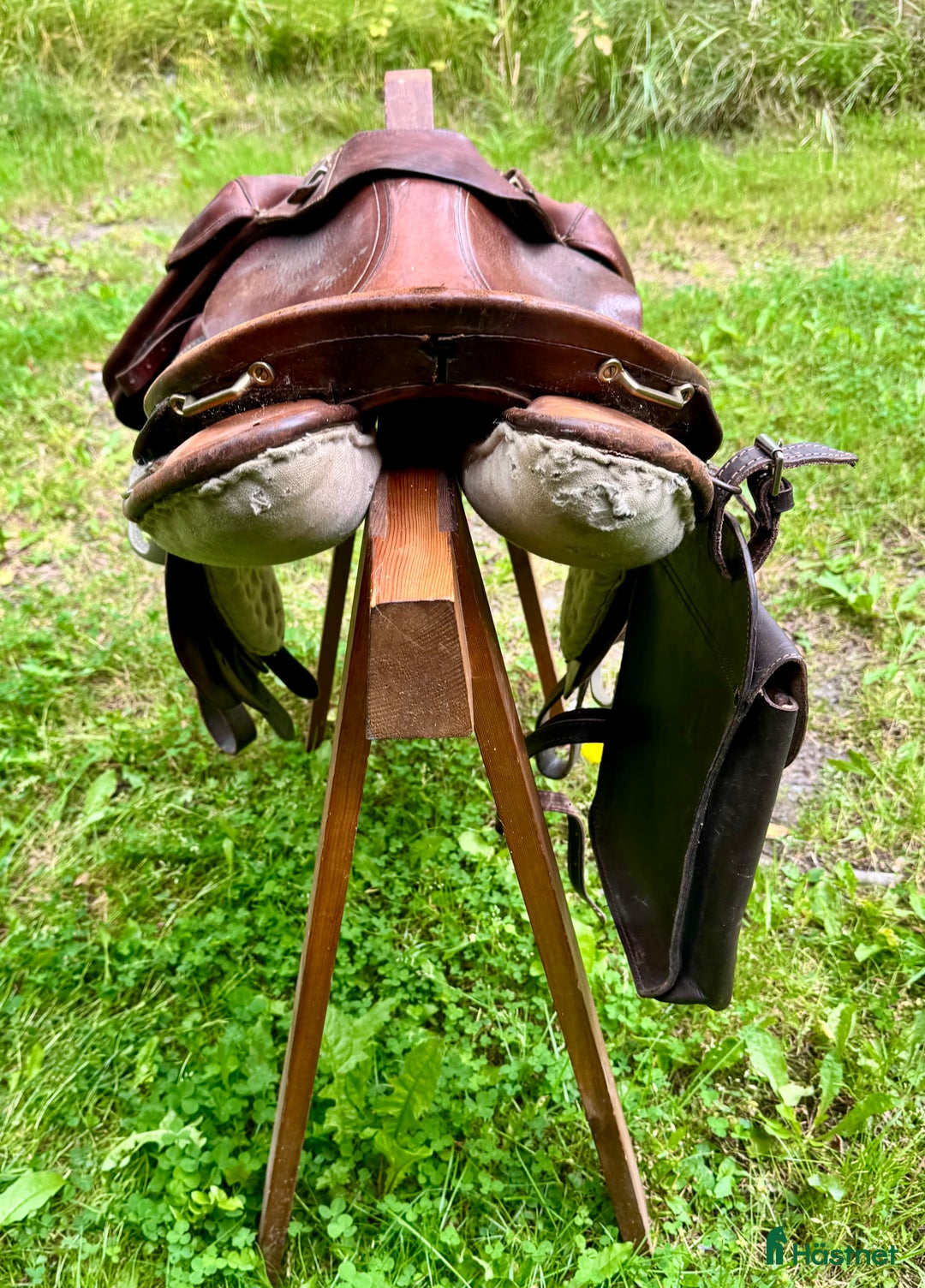 Sadlar hästutrustning till salu: Svensk officer sadel modell 99 i Stockholm - Annons 5