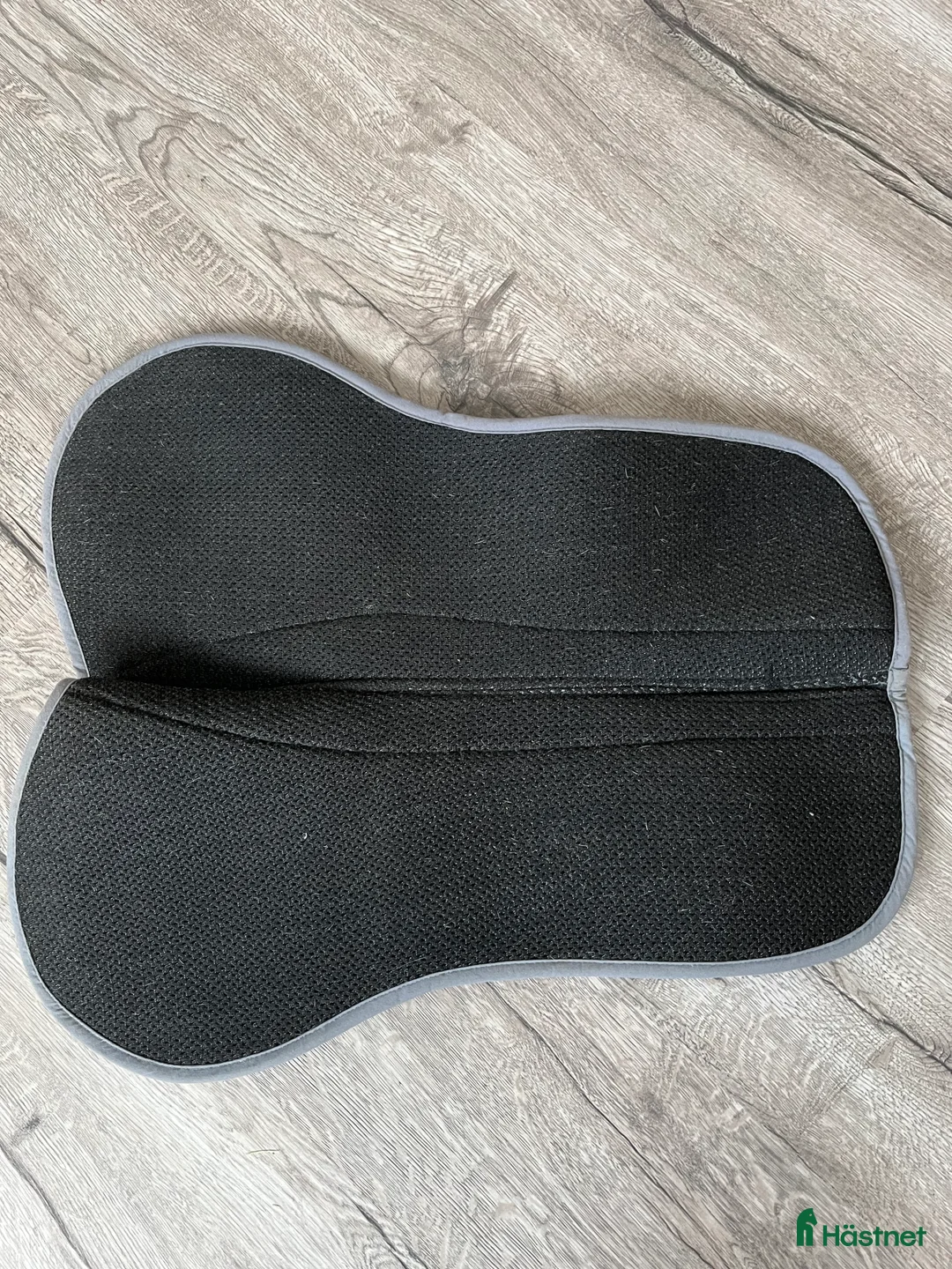 Sadeltillbehör hästutrustning till salu: Invictus pad i Nälden - Annons 5