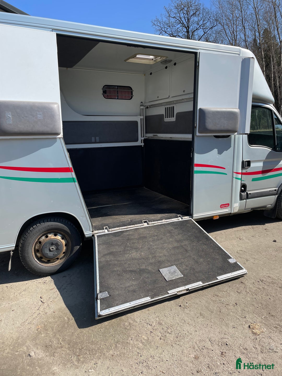 Hästlastbilar  fordon & transport till salu: Renault Master Theahult - Hästlastbil B-korts  i Herrljunga - Annons 4