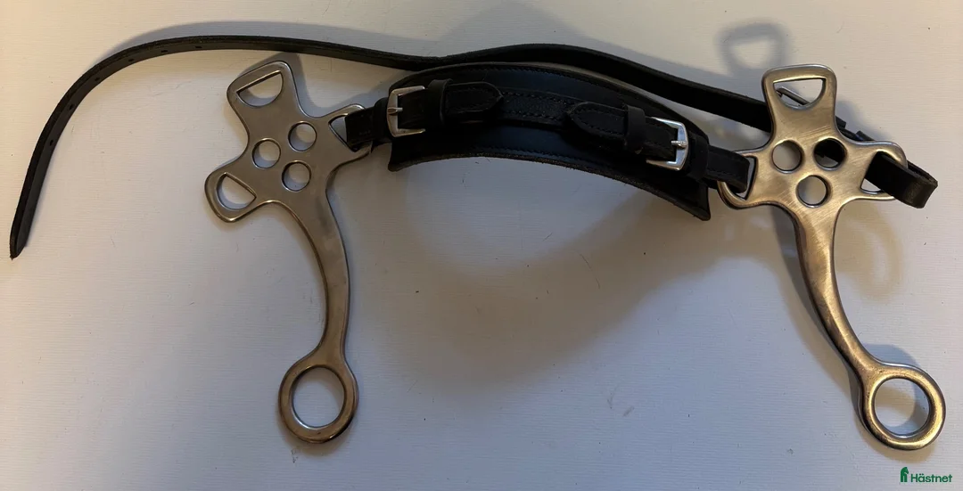 Bett hästutrustning till salu: Hackamore  - Annons 1