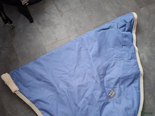 Täcken hästutrustning till salu: Halstäcke i Orsa - Annons 24