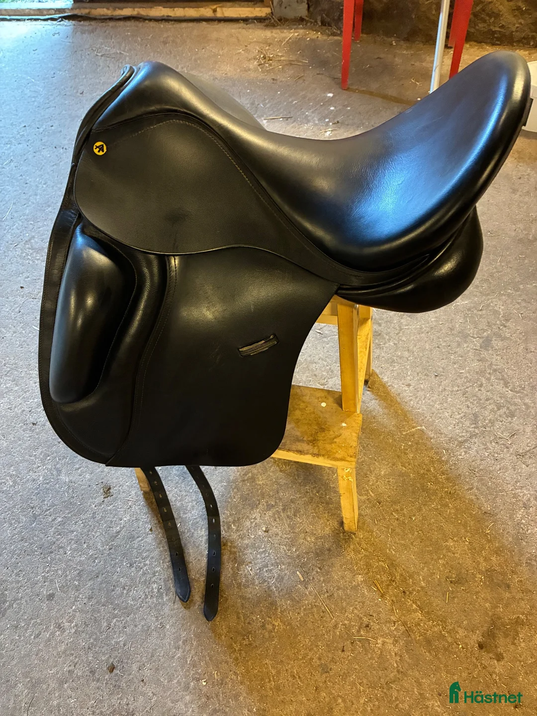 Sadlar hästutrustning till salu: Dressyr sadel Anatomica Cygnus - Annons 2