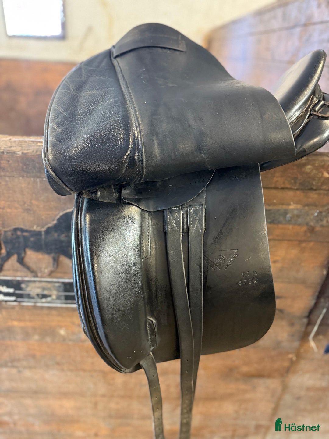 Sadlar hästutrustning till salu: Spalding Walsall England i Rånäs - Annons 4