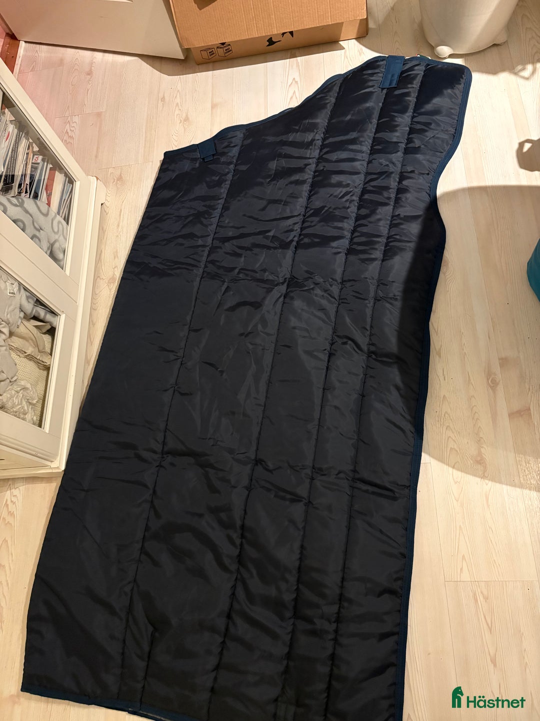 Täcken hästutrustning till salu: Liner 300g och 100g i Täby - Annons 3