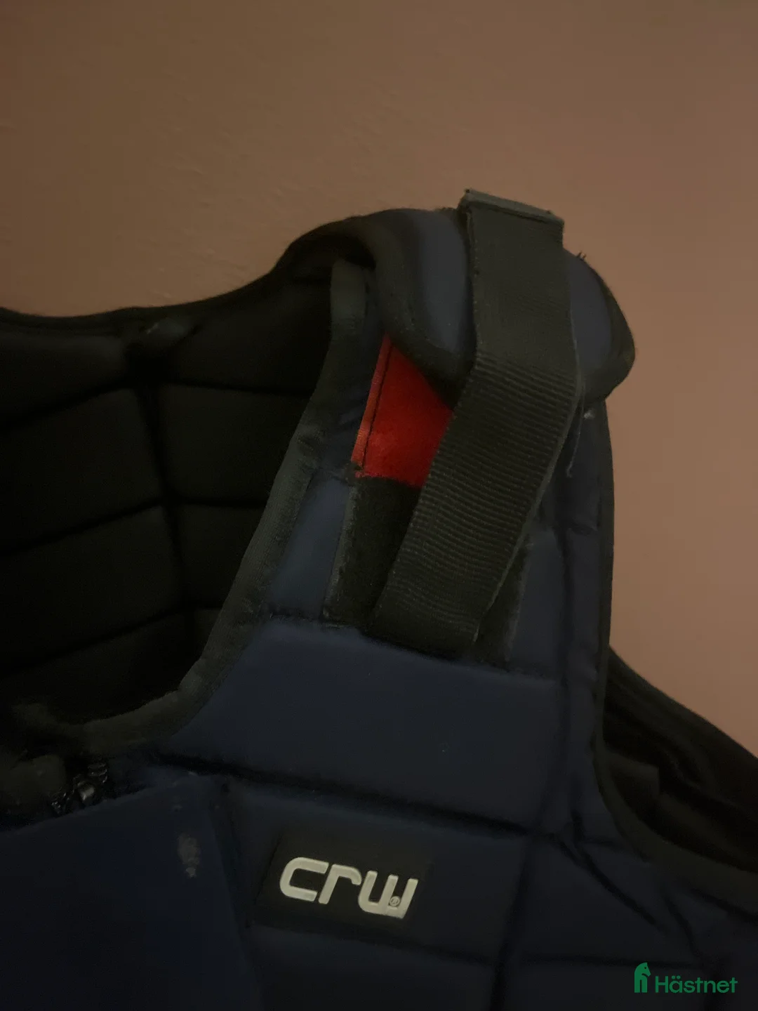 Säkerhetsvästar ryttarutrustning till salu: Ridväst storlek 12. i Lerum - Annons 4