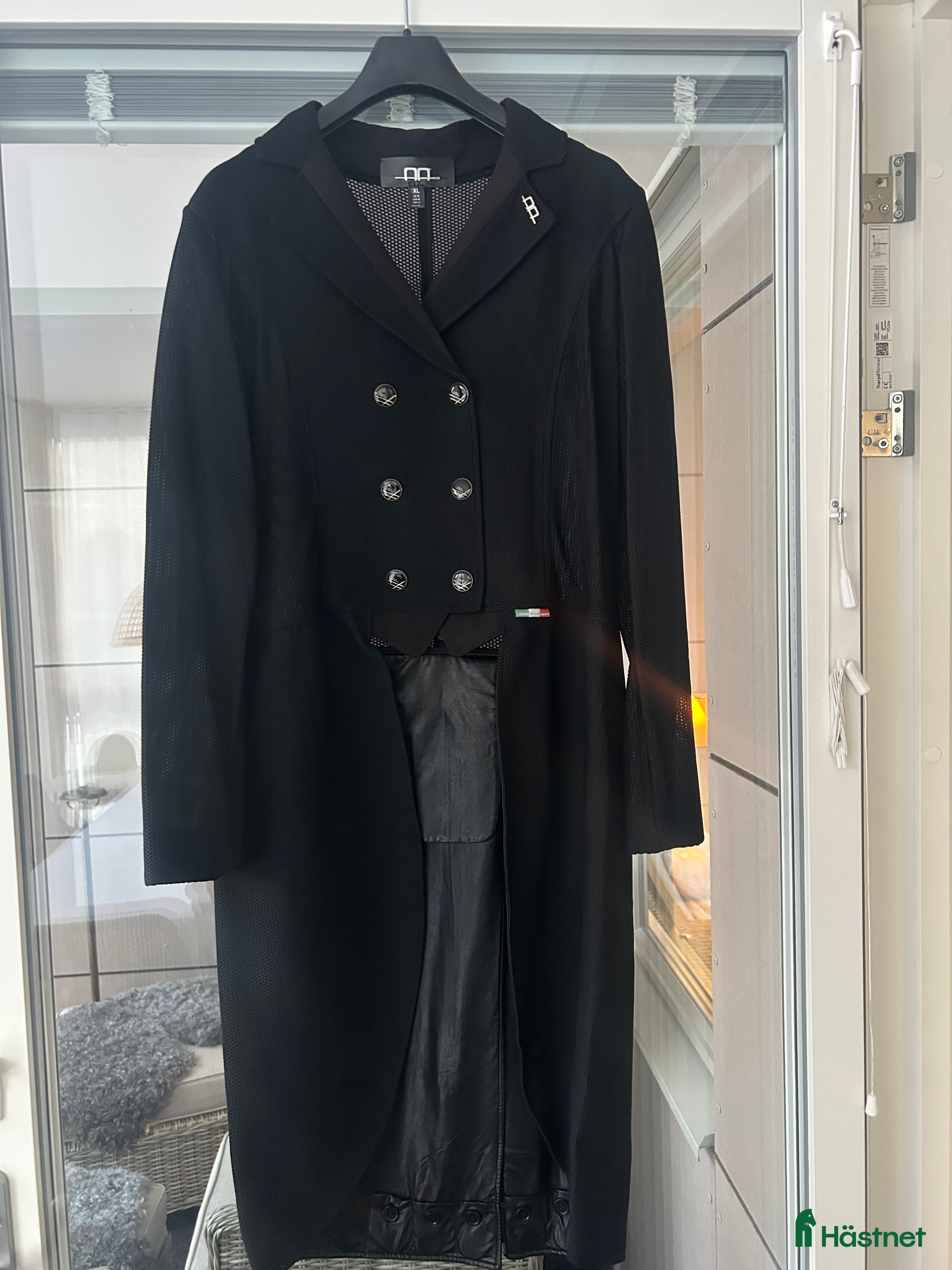 Jackor & Kavajer ryttarutrustning till salu: Fin Dressyrfrack i nyskick i Tranås - Annons 2