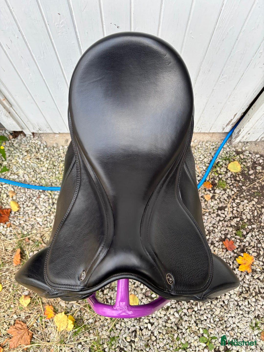 Sadlar hästutrustning till salu: Dressyrsadel 18” i Klintehamn - Annons 3