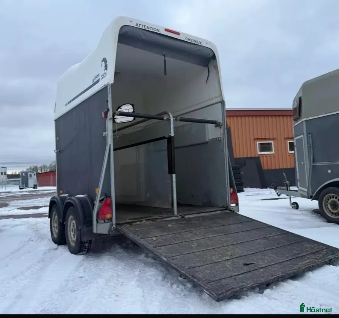 Hästtransporter  fordon & transport till salu: Cheval Liberté m. Sadelkammare årsm -15 - Annons 3