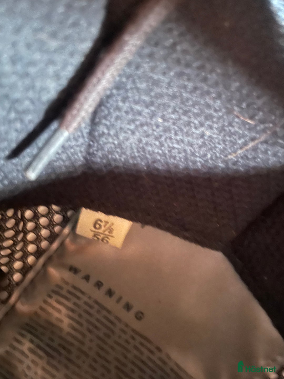 Hjälmar ryttarutrustning till salu: Hjälm, Charles Owen, skinn, 56 i Helsingborg - Annons 7