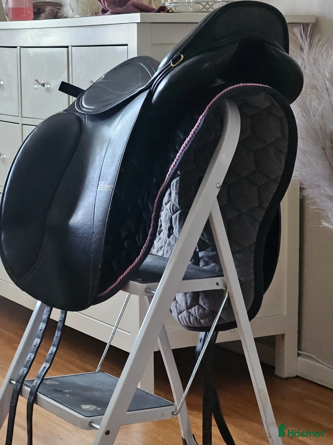 Sadlar hästutrustning till salu: Hrimnir pro  - Annons 7