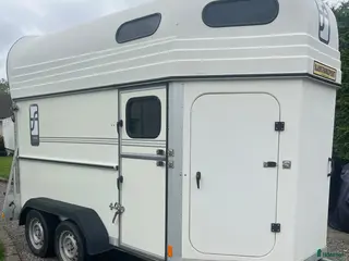 Hästtransporter fordon & transport till salu: Rymlig FORZAB FUTURO SEH20 last 1185 kg nybes UA - Annons 4